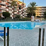 Near Yumbo And Cita Apartamento