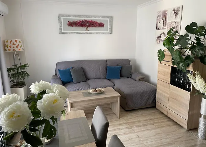 Near Yumbo And Cita Apartman *